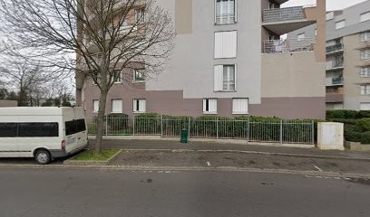 Translation, DTP French, Farsi, Arabic, Hindi, German, Spanish, Portuguese, Russian, Czech, Hungarian, Romanian, Dutch, Italian, Swedish, Turkish, Agence d'Assurances à Nanterre