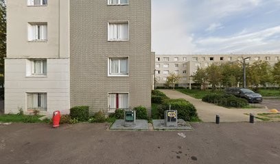 AXA Assurance MERIEM LARGUANI, Agence d'Assurances à Mantes-la-Jolie