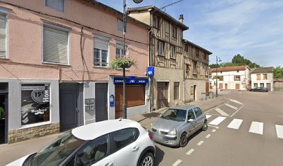 AXA Assurance Et Banque Verpillot Et Intins, Agence d'Assurances à Wassy