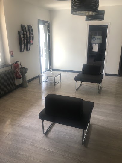 AXA Assurance et Banque Sarl Sgta Nord, Agence d'Assurances à Golbey