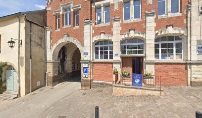 Assurance AXA AGENCE COUSON, Agence d'Assurances à Saint-Sauveur-en-Puisaye