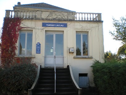 AXA Assurance et Banque Thierry Laclau, Agence d'Assurances à Plassac