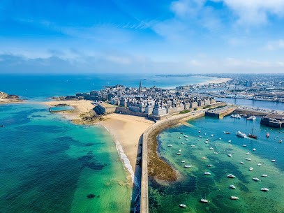 AXA Assurance et Banque Eirl Trebulle Arnaud, Agence d'Assurances à Saint-Malo