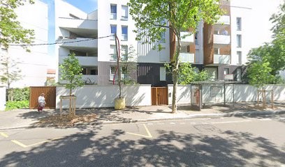 AXA Prévoyance & Patrimoine Marine Mazet, Agence d'Assurances à Vénissieux