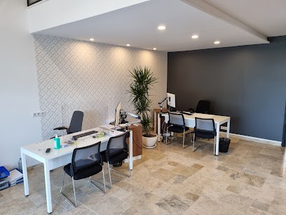 AXA Assurance et Banque Pascalie Sparma, Agence d'Assurances à Fayence