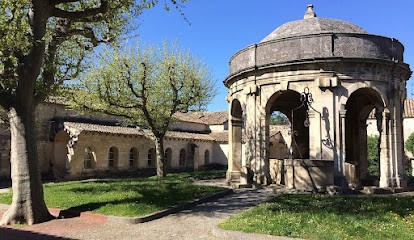 JUSTHIN'ASSUR., Agence d'Assurances à Villeneuve-lès-Avignon